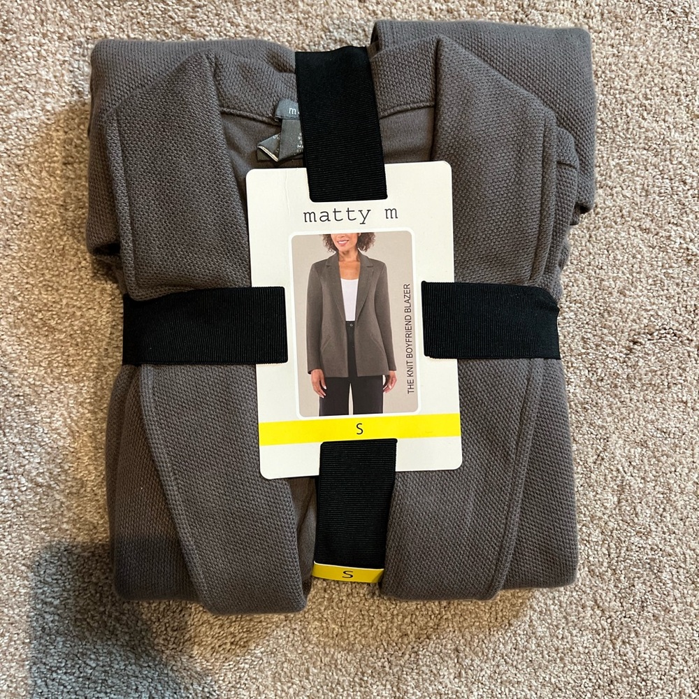 Brand New Matty m knit boyfriend blazer